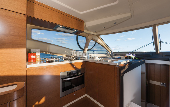 Azimut 54