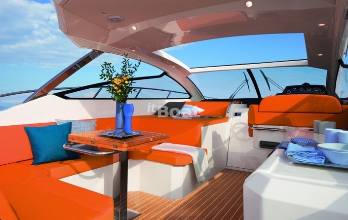 Azimut Atlantis 44