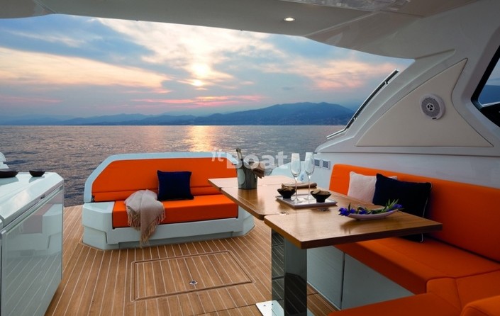 Azimut Atlantis 48