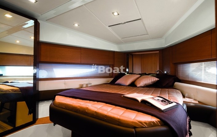 Azimut Atlantis 48
