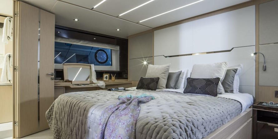 Sunseeker Predator 68