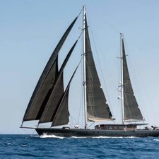 Yacht Rox Star